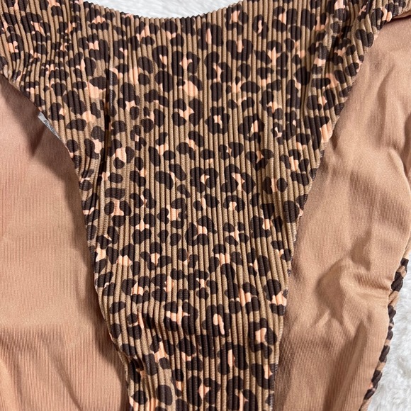 Aerie Cheekiest High Cut Bikini Bottom Leopard Print Ribbed Crinkle Brown Medium - Picture 8 of 11